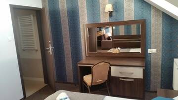 Фото номера Двухместный номер Делюкс с 1 кроватью Отель Hotel Impressa г. Niedrzwica Duża 3