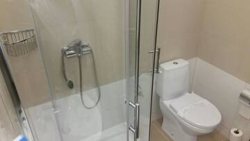Фото номера Двухместный номер с 2 отдельными кроватями Отель Hotel Impressa г. Niedrzwica Duża 7